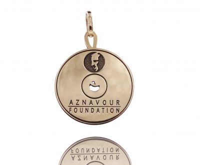 Collection Aznavour, petit modèle or 18K VERSO