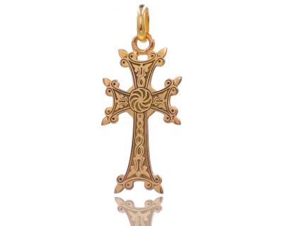 Croix arménienne en or 18 carats. 